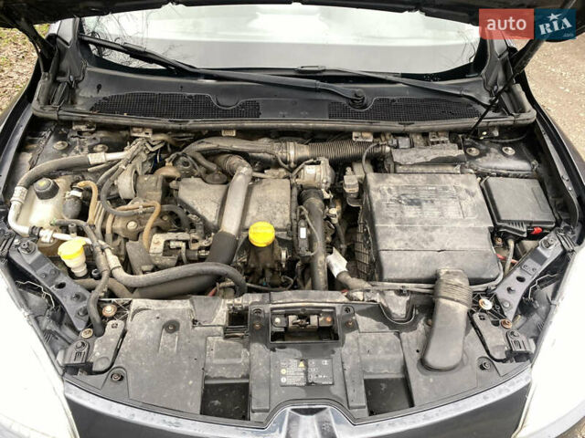 Сірий Рено Меган, об'ємом двигуна 1.5 л та пробігом 215 тис. км за 8700 $, фото 8 на Automoto.ua