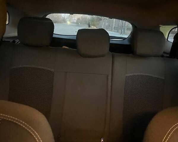 Серый Рено Меган, объемом двигателя 1.46 л и пробегом 274 тыс. км за 7100 $, фото 35 на Automoto.ua