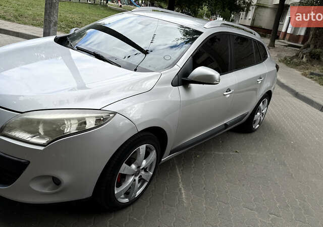 Рено Меган 2010 у Львові на Automoto.ua Сірий Рено Меган, об'ємом двигуна 1.46 л та пробігом 320 тис. км за 6000 $, фото 5 на Automoto.ua