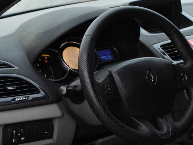 Сірий Рено Меган, об'ємом двигуна 1.5 л та пробігом 248 тис. км за 6799 $, фото 9 на Automoto.ua