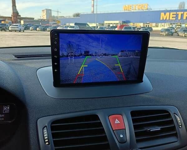 Сірий Рено Меган, об'ємом двигуна 1.46 л та пробігом 280 тис. км за 6350 $, фото 17 на Automoto.ua