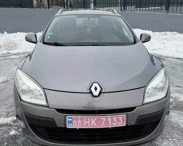Серый Рено Меган, объемом двигателя 1.6 л и пробегом 181 тыс. км за 7700 $, фото 130 на Automoto.ua