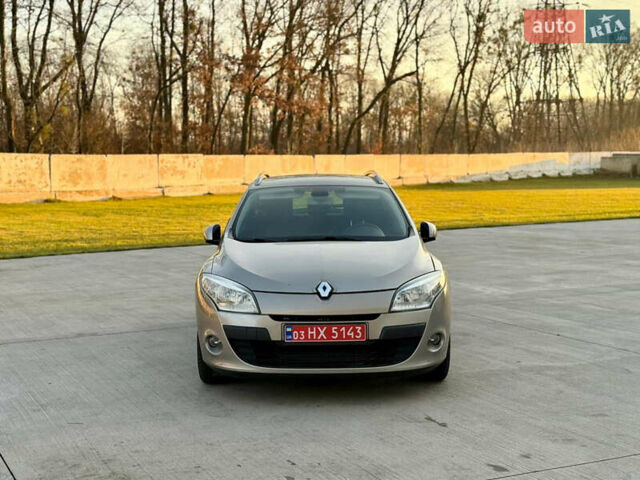 Серый Рено Меган, объемом двигателя 1.4 л и пробегом 193 тыс. км за 6700 $, фото 1 на Automoto.ua