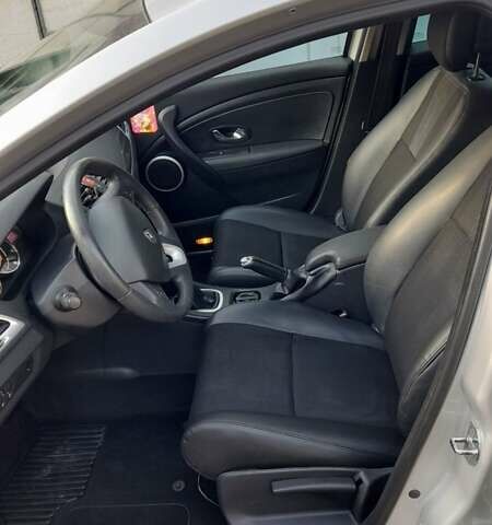 Серый Рено Меган, объемом двигателя 1.46 л и пробегом 223 тыс. км за 6800 $, фото 15 на Automoto.ua