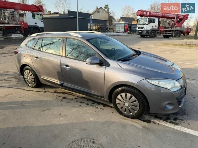 Серый Рено Меган, объемом двигателя 1.46 л и пробегом 273 тыс. км за 5600 $, фото 4 на Automoto.ua