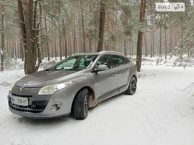 Серый Рено Меган, объемом двигателя 1.5 л и пробегом 228 тыс. км за 7500 $, фото 3 на Automoto.ua
