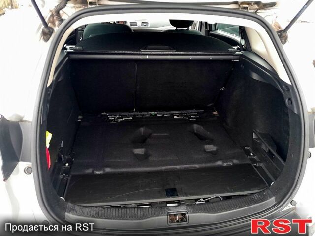 Серый Рено Меган, объемом двигателя 1.5 л и пробегом 258 тыс. км за 7350 $, фото 4 на Automoto.ua