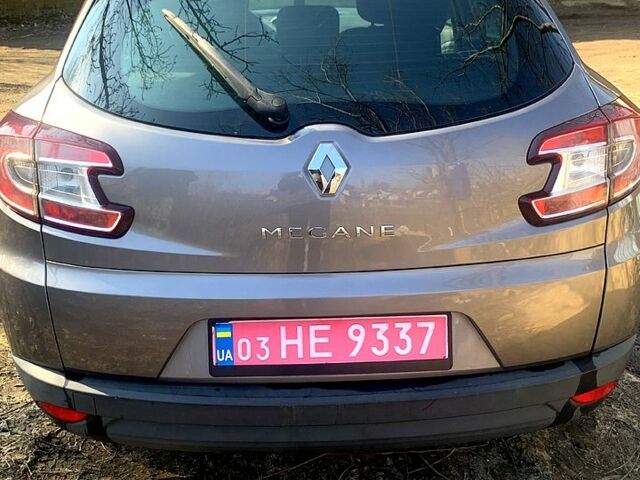 Сірий Рено Меган, об'ємом двигуна 1.6 л та пробігом 321 тис. км за 7300 $, фото 11 на Automoto.ua