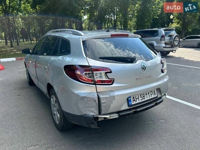 Сірий Рено Меган, об'ємом двигуна 1.46 л та пробігом 274 тис. км за 5000 $, фото 2 на Automoto.ua