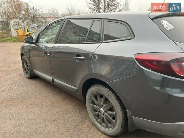 Серый Рено Меган, объемом двигателя 1.46 л и пробегом 285 тыс. км за 5700 $, фото 4 на Automoto.ua