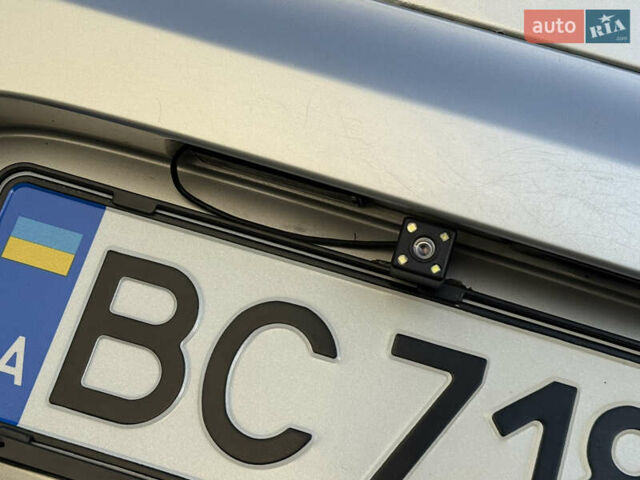 Серый Рено Меган, объемом двигателя 1.46 л и пробегом 180 тыс. км за 6750 $, фото 23 на Automoto.ua