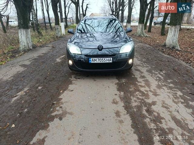 Серый Рено Меган, объемом двигателя 1.46 л и пробегом 370 тыс. км за 6200 $, фото 7 на Automoto.ua