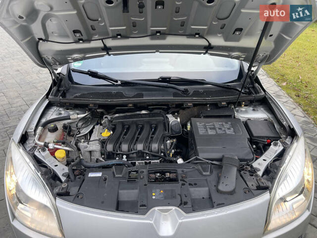 Серый Рено Меган, объемом двигателя 1.6 л и пробегом 225 тыс. км за 7700 $, фото 34 на Automoto.ua