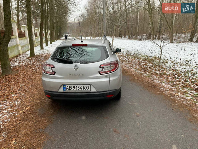 Серый Рено Меган, объемом двигателя 1.46 л и пробегом 260 тыс. км за 7100 $, фото 15 на Automoto.ua