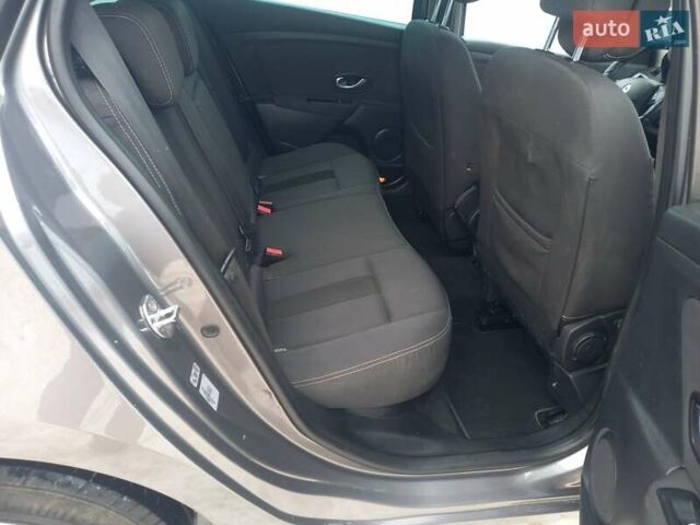 Серый Рено Меган, объемом двигателя 1.5 л и пробегом 228 тыс. км за 6950 $, фото 9 на Automoto.ua