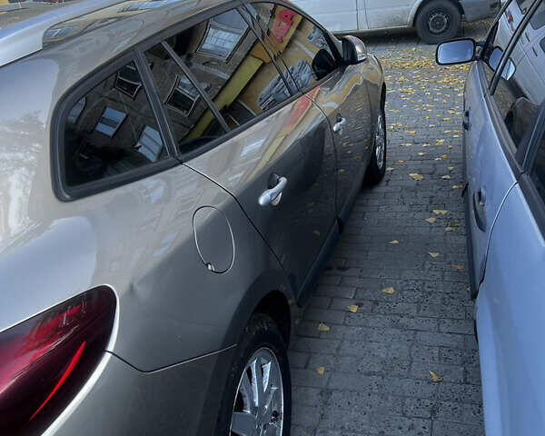 Сірий Рено Меган, об'ємом двигуна 1.46 л та пробігом 210 тис. км за 5599 $, фото 4 на Automoto.ua