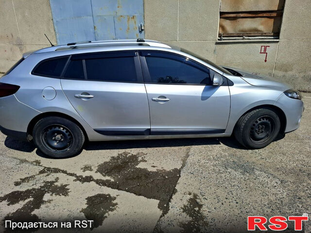 Сірий Рено Меган, об'ємом двигуна 1.5 л та пробігом 270 тис. км за 6400 $, фото 3 на Automoto.ua