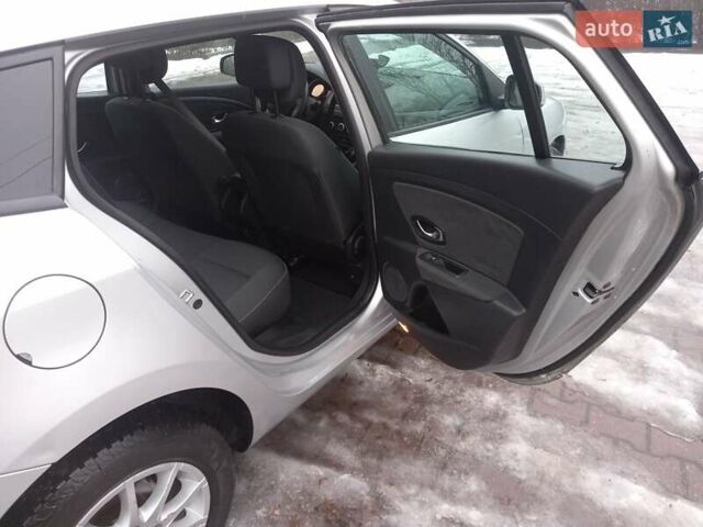 Серый Рено Меган, объемом двигателя 1.6 л и пробегом 199 тыс. км за 7250 $, фото 29 на Automoto.ua