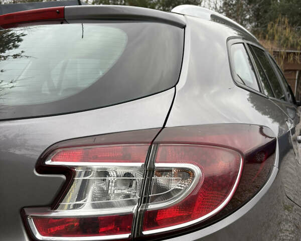 Сірий Рено Меган, об'ємом двигуна 1.6 л та пробігом 227 тис. км за 7300 $, фото 66 на Automoto.ua