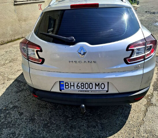 Сірий Рено Меган, об'ємом двигуна 1.5 л та пробігом 270 тис. км за 6400 $, фото 2 на Automoto.ua
