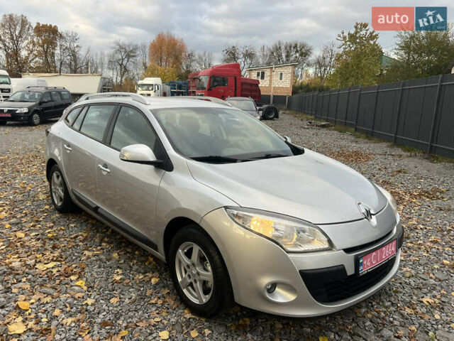 Серый Рено Меган, объемом двигателя 1.5 л и пробегом 225 тыс. км за 7600 $, фото 9 на Automoto.ua