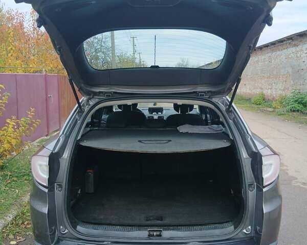 Серый Рено Меган, объемом двигателя 1.46 л и пробегом 247 тыс. км за 6550 $, фото 12 на Automoto.ua