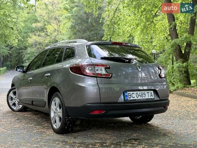 Серый Рено Меган, объемом двигателя 1.4 л и пробегом 238 тыс. км за 5555 $, фото 13 на Automoto.ua