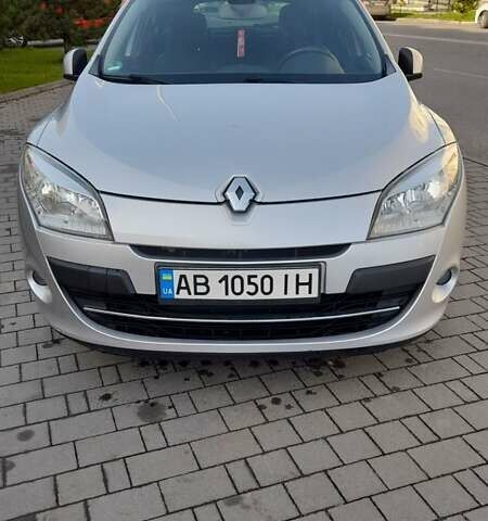 Серый Рено Меган, объемом двигателя 1.46 л и пробегом 223 тыс. км за 6800 $, фото 2 на Automoto.ua