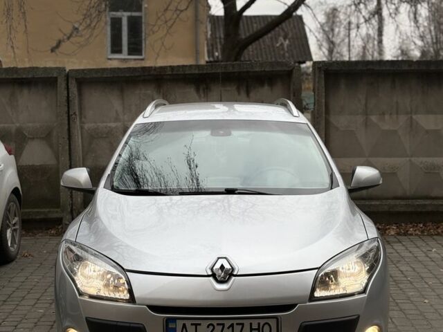 Серый Рено Меган, объемом двигателя 1.5 л и пробегом 310 тыс. км за 6500 $, фото 1 на Automoto.ua