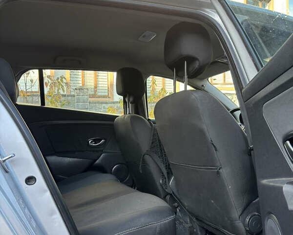 Серый Рено Меган, объемом двигателя 1.46 л и пробегом 244 тыс. км за 4950 $, фото 36 на Automoto.ua