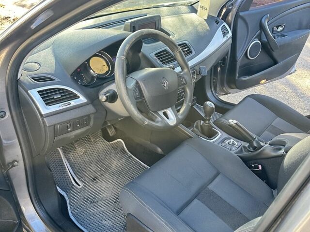 Сірий Рено Меган, об'ємом двигуна 1.5 л та пробігом 270 тис. км за 7750 $, фото 16 на Automoto.ua