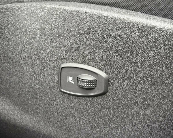 Сірий Рено Меган, об'ємом двигуна 1.6 л та пробігом 227 тис. км за 7500 $, фото 51 на Automoto.ua