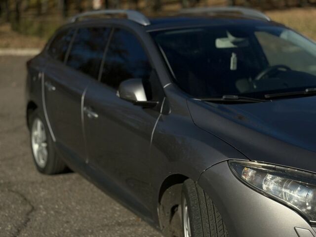 Сірий Рено Меган, об'ємом двигуна 1.5 л та пробігом 270 тис. км за 7750 $, фото 4 на Automoto.ua