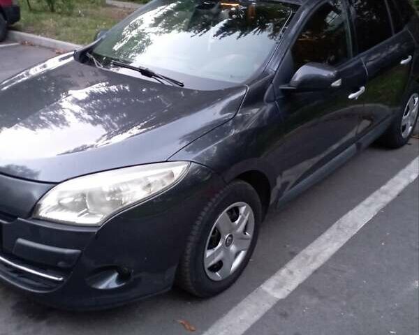 Сірий Рено Меган, об'ємом двигуна 1.87 л та пробігом 300 тис. км за 7200 $, фото 2 на Automoto.ua