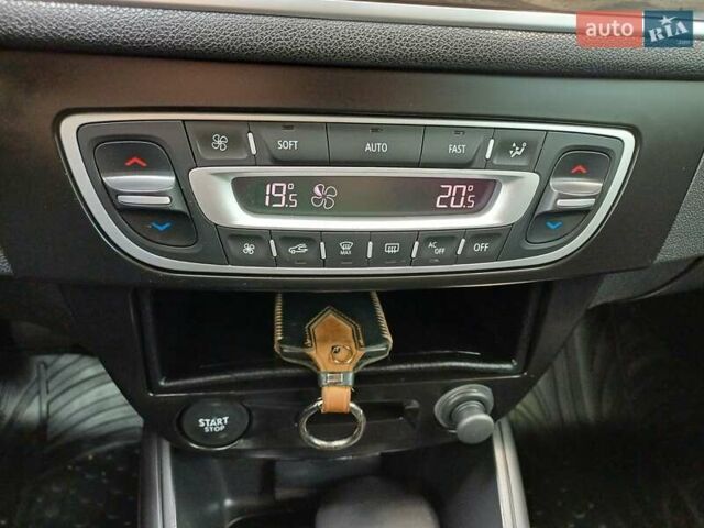 Серый Рено Меган, объемом двигателя 1.5 л и пробегом 273 тыс. км за 7750 $, фото 24 на Automoto.ua