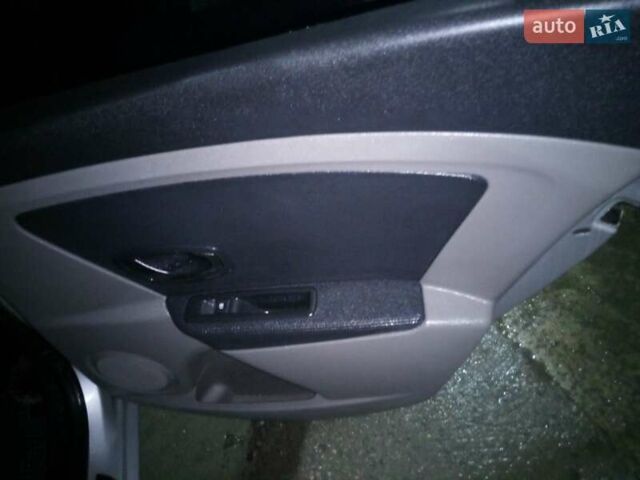 Серый Рено Меган, объемом двигателя 1.5 л и пробегом 260 тыс. км за 6000 $, фото 10 на Automoto.ua