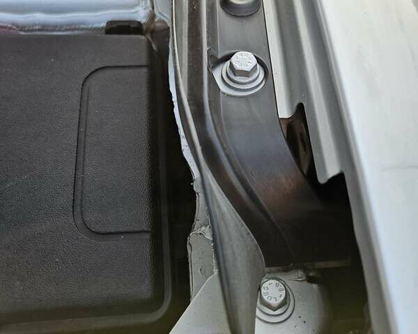 Серый Рено Меган, объемом двигателя 1.6 л и пробегом 195 тыс. км за 7850 $, фото 117 на Automoto.ua