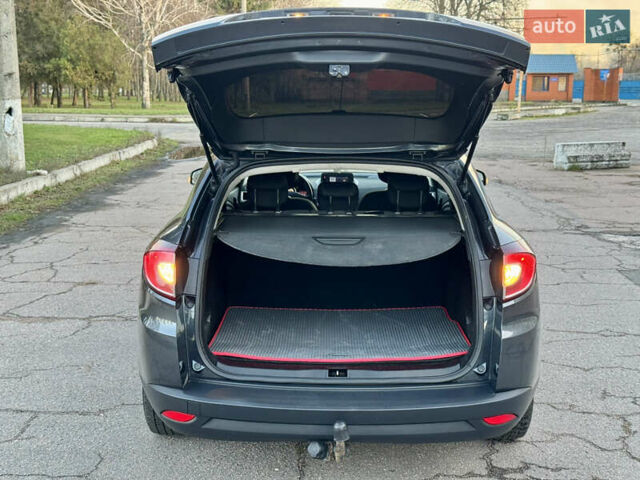 Серый Рено Меган, объемом двигателя 1.46 л и пробегом 223 тыс. км за 6999 $, фото 8 на Automoto.ua