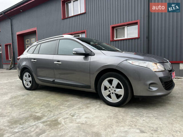 Серый Рено Меган, объемом двигателя 1.6 л и пробегом 182 тыс. км за 7800 $, фото 9 на Automoto.ua