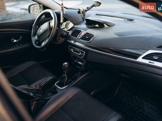 Серый Рено Меган, объемом двигателя 1.46 л и пробегом 288 тыс. км за 6550 $, фото 21 на Automoto.ua