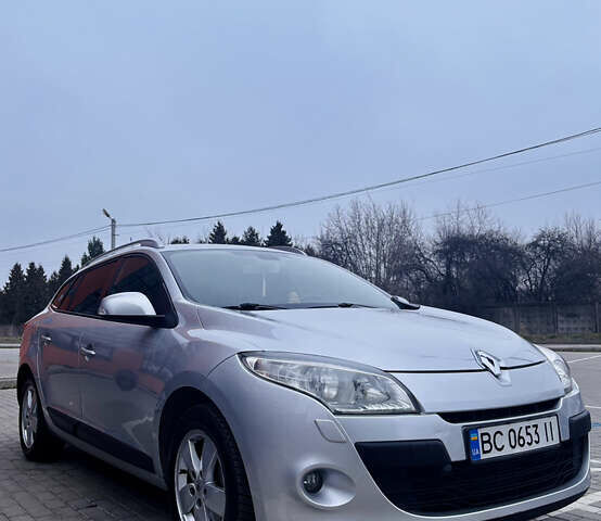 Сірий Рено Меган, об'ємом двигуна 1.46 л та пробігом 224 тис. км за 6700 $, фото 12 на Automoto.ua