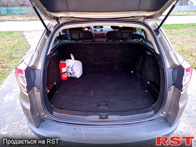 Серый Рено Меган, объемом двигателя 1.6 л и пробегом 238 тыс. км за 7350 $, фото 8 на Automoto.ua