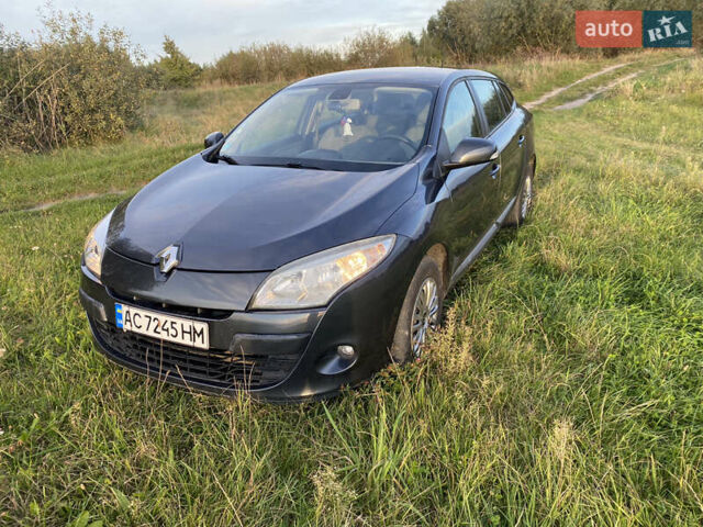 Сірий Рено Меган, об'ємом двигуна 1.5 л та пробігом 269 тис. км за 6700 $, фото 1 на Automoto.ua