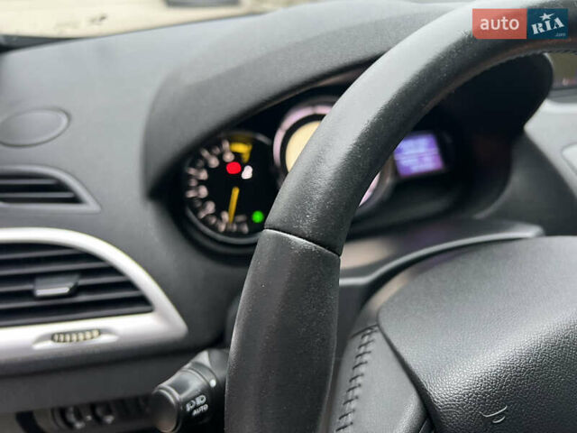 Серый Рено Меган, объемом двигателя 1.6 л и пробегом 182 тыс. км за 7800 $, фото 40 на Automoto.ua