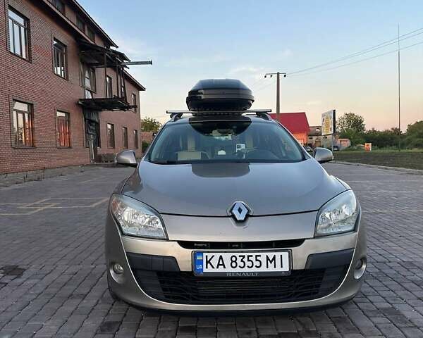 Серый Рено Меган, объемом двигателя 1.46 л и пробегом 249 тыс. км за 7800 $, фото 11 на Automoto.ua