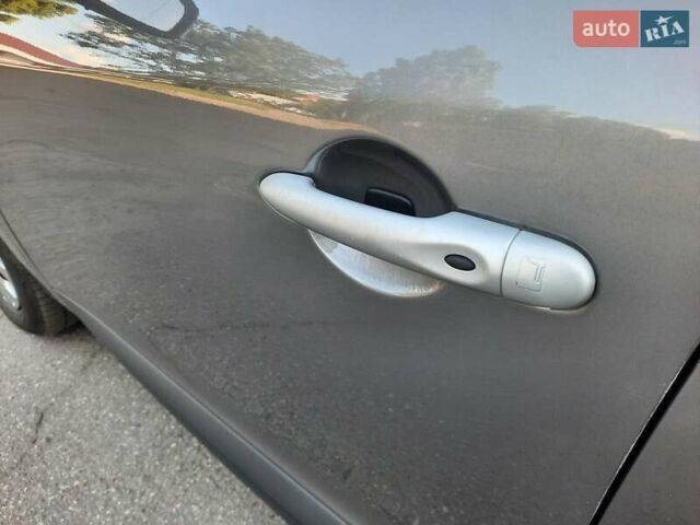 Серый Рено Меган, объемом двигателя 1.6 л и пробегом 194 тыс. км за 8100 $, фото 36 на Automoto.ua