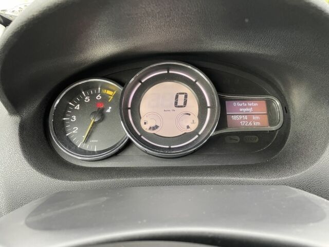 Серый Рено Меган, объемом двигателя 1.4 л и пробегом 186 тыс. км за 6600 $, фото 7 на Automoto.ua