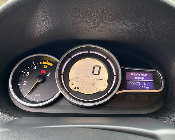 Сірий Рено Меган, об'ємом двигуна 1.5 л та пробігом 277 тис. км за 6999 $, фото 30 на Automoto.ua