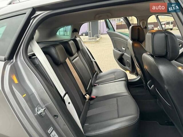 Сірий Рено Меган, об'ємом двигуна 1.4 л та пробігом 216 тис. км за 6500 $, фото 36 на Automoto.ua