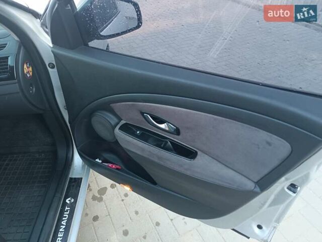 Серый Рено Меган, объемом двигателя 1.46 л и пробегом 305 тыс. км за 6500 $, фото 5 на Automoto.ua